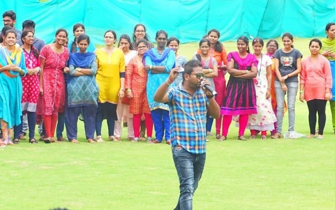TEAM BUILDING ACTIVITIES