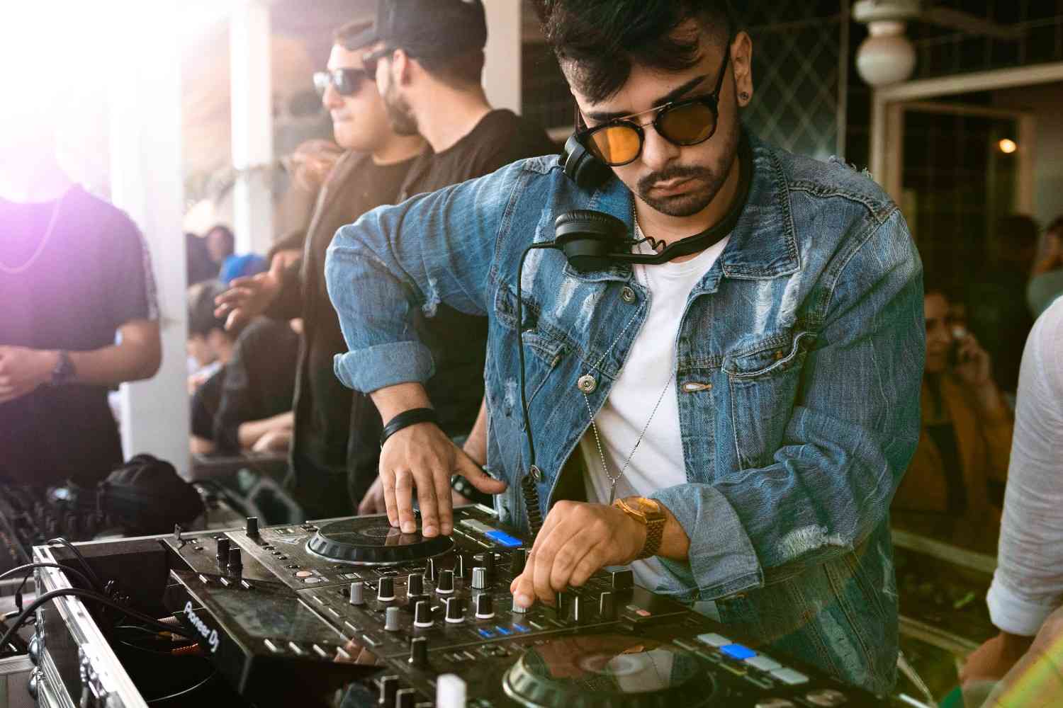 Festivals & Tours